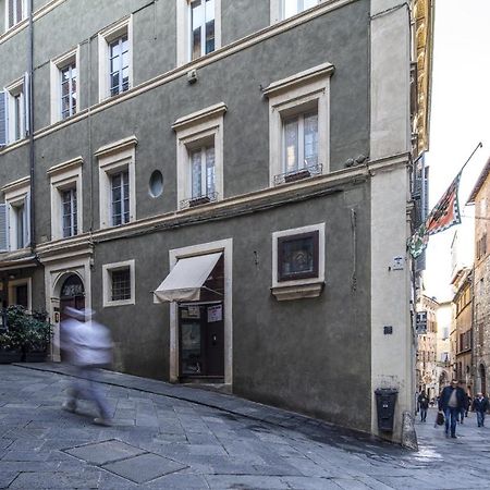 Bed and Breakfast Residenza D'Epoca Le Aquile Siena Exteriér fotografie