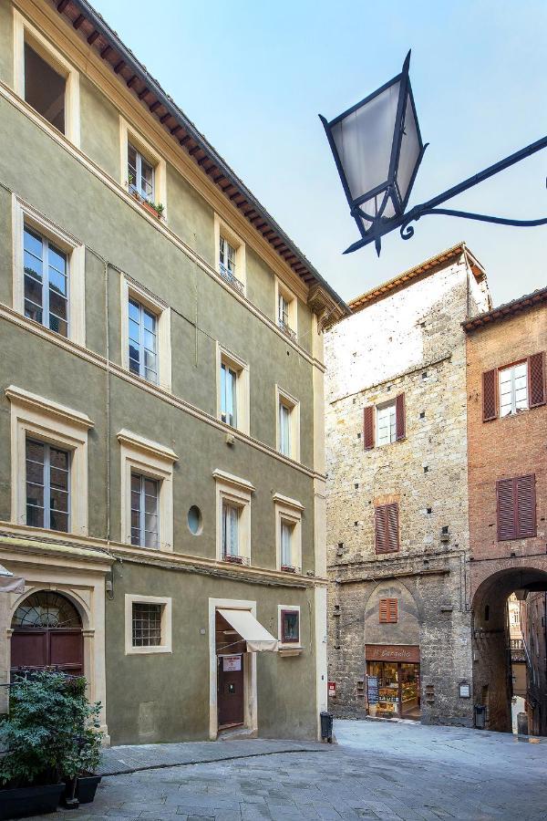 Bed and Breakfast Residenza D'Epoca Le Aquile Siena Exteriér fotografie